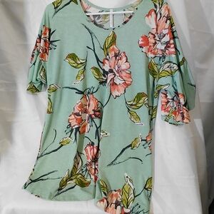Floral Scoop Neck Mint Green Tunic Top